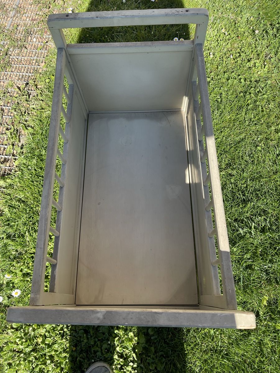 Giocattoli: Puppenbett alt – Usato da Fahrni b. Thun venduto da ams_56jv 3