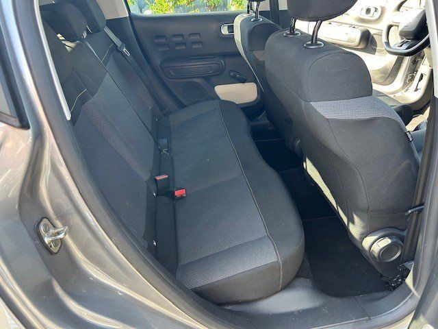 Citroën Automobili: Citroën C3 1.2 Pure Tech 110 Swiss Edition – Difettoso da Solothurn venduto da GysinSolothurn 5