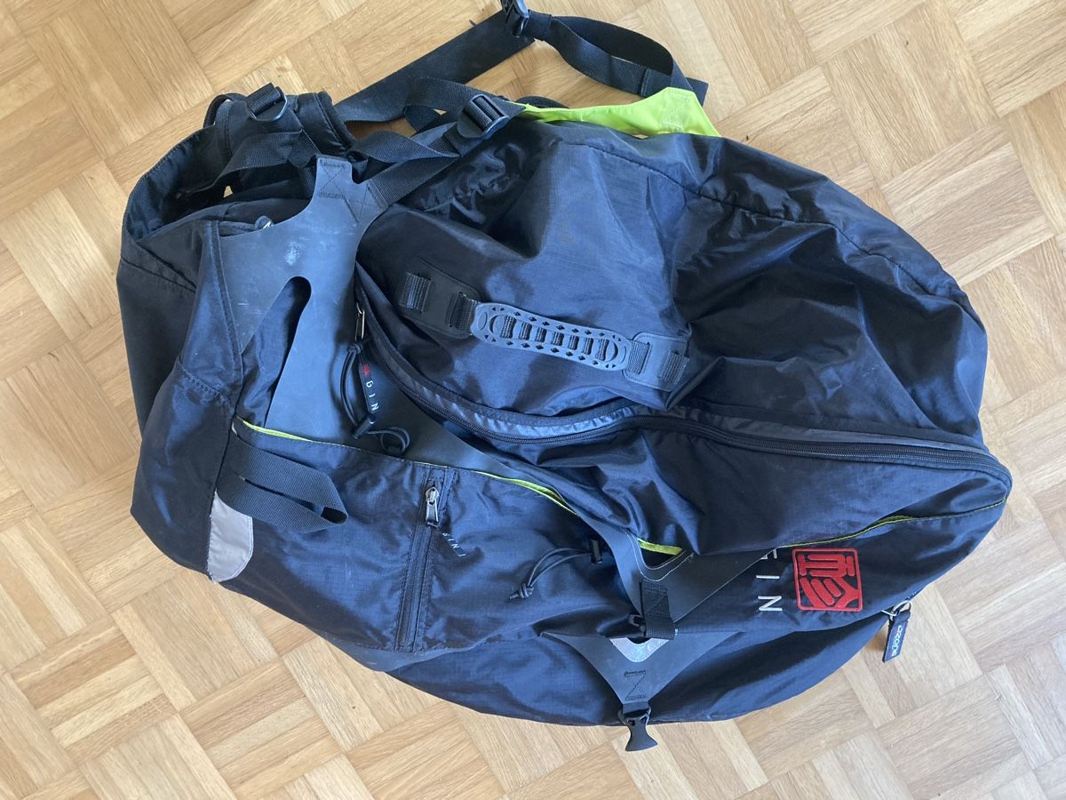 Zaini: rucksack für gleitschirm – Usato da Münchenstein venduto da lilah 3