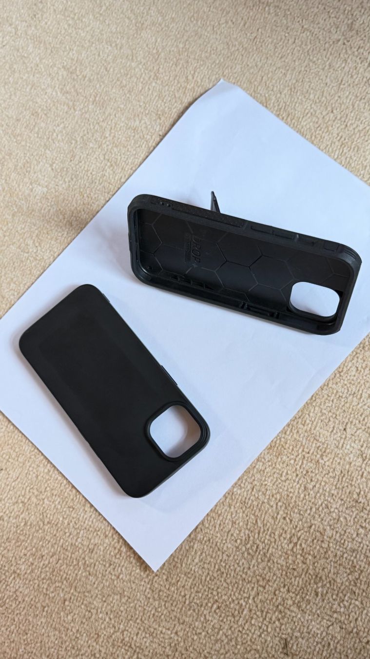 Apple Telefoni cellulari / Smartphones: iPhone 15, 128 GB, schwarz – Usato da Algetshausen venduto da Viner03 5