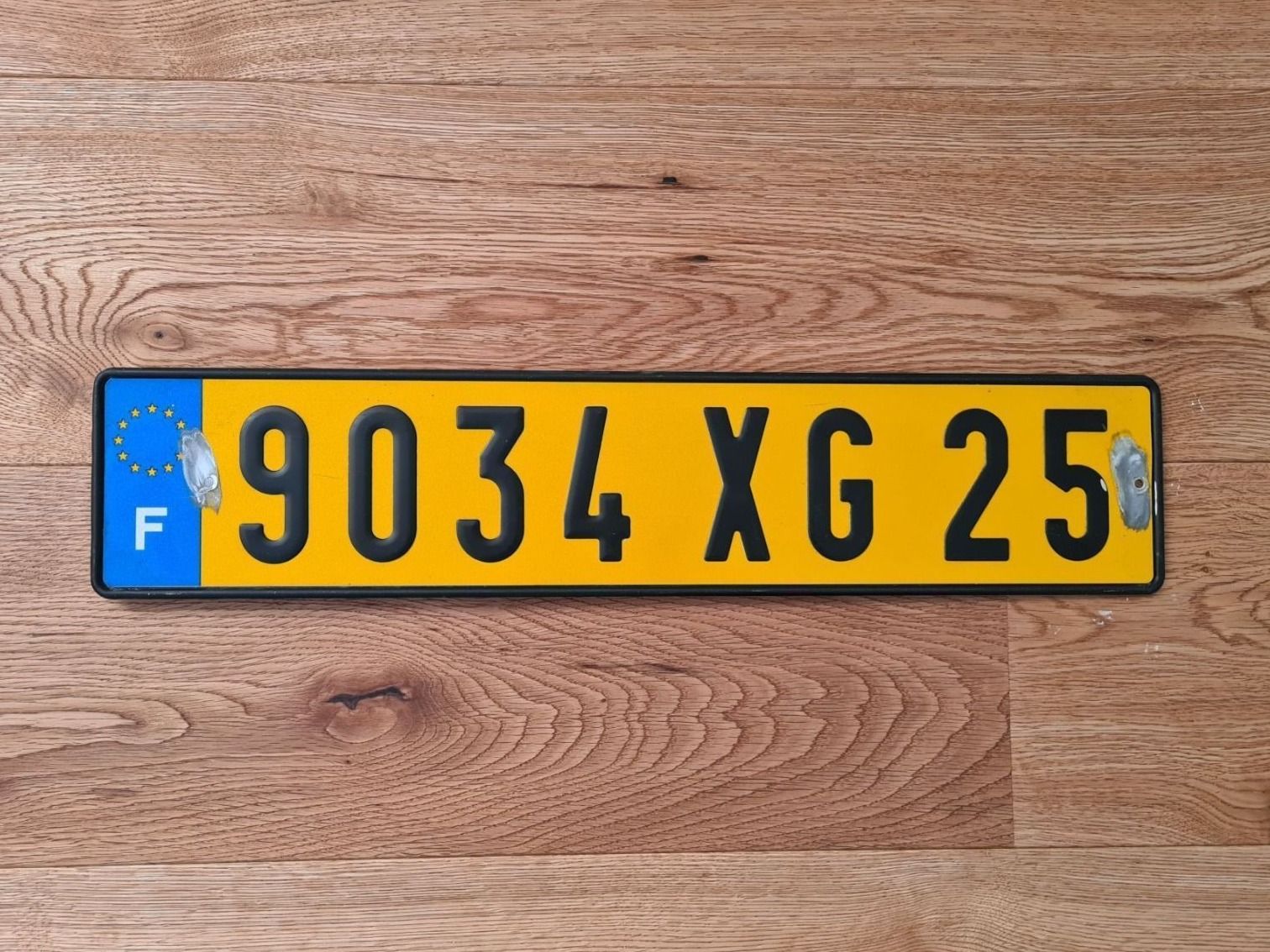 Insegne: Nummerschild Frankreich – Usato da Bern venduto da Respirit