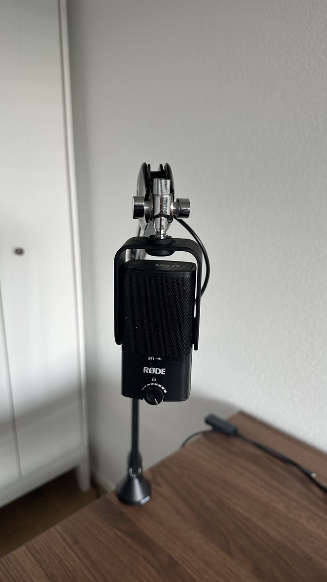Røde Mikrofone: Rode NT-USB Mini Mikrofon mit Stativarm gebraucht – Gebraucht aus Vogelsang AG von sam_ws6s 2