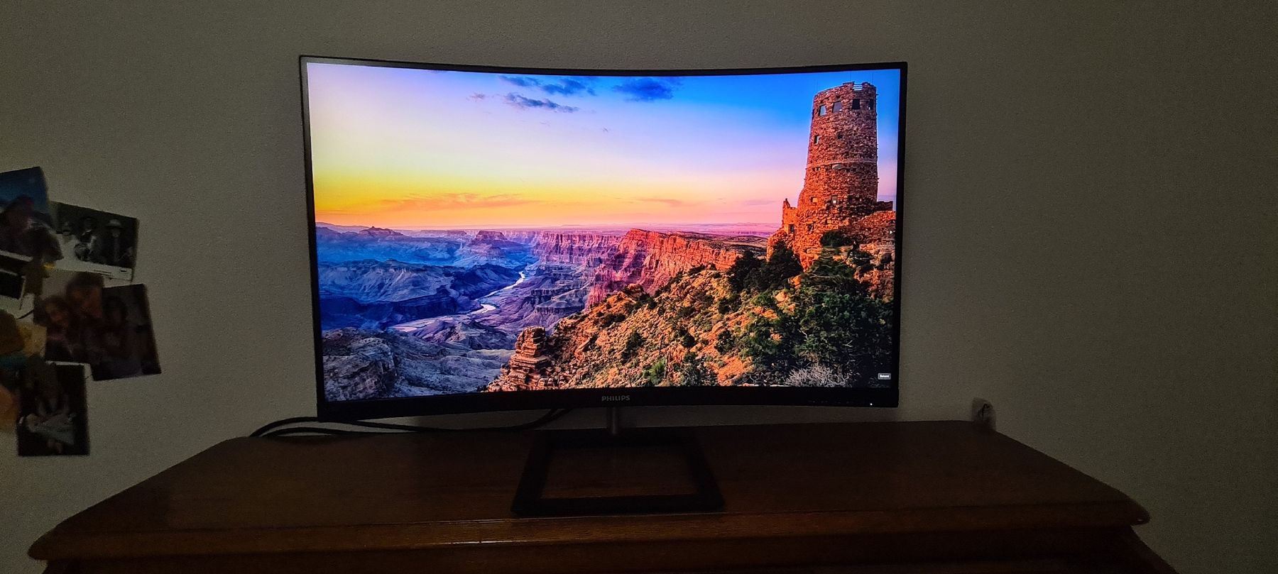Philips Monitor: Écran Incurvé Philips 32 Pouces – Usato da Farvagny-le-Petit venduto da dru_w5b6 1