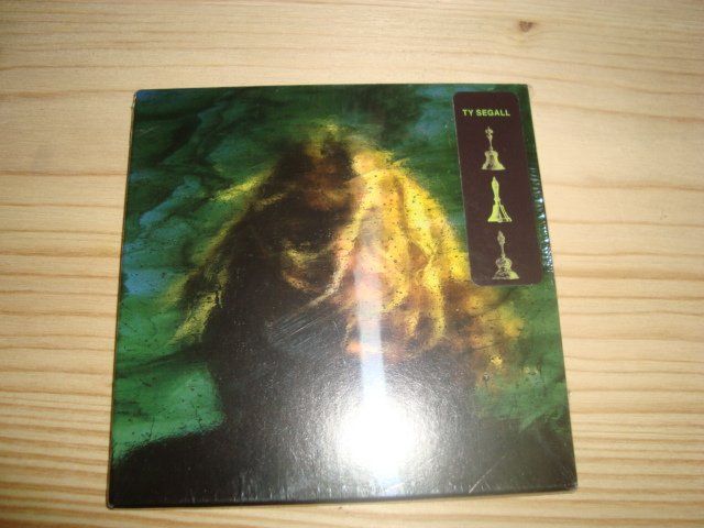 CD: TY SEGALL  Three Bells – Usato da Othmarsingen venduto da Smallsoldier