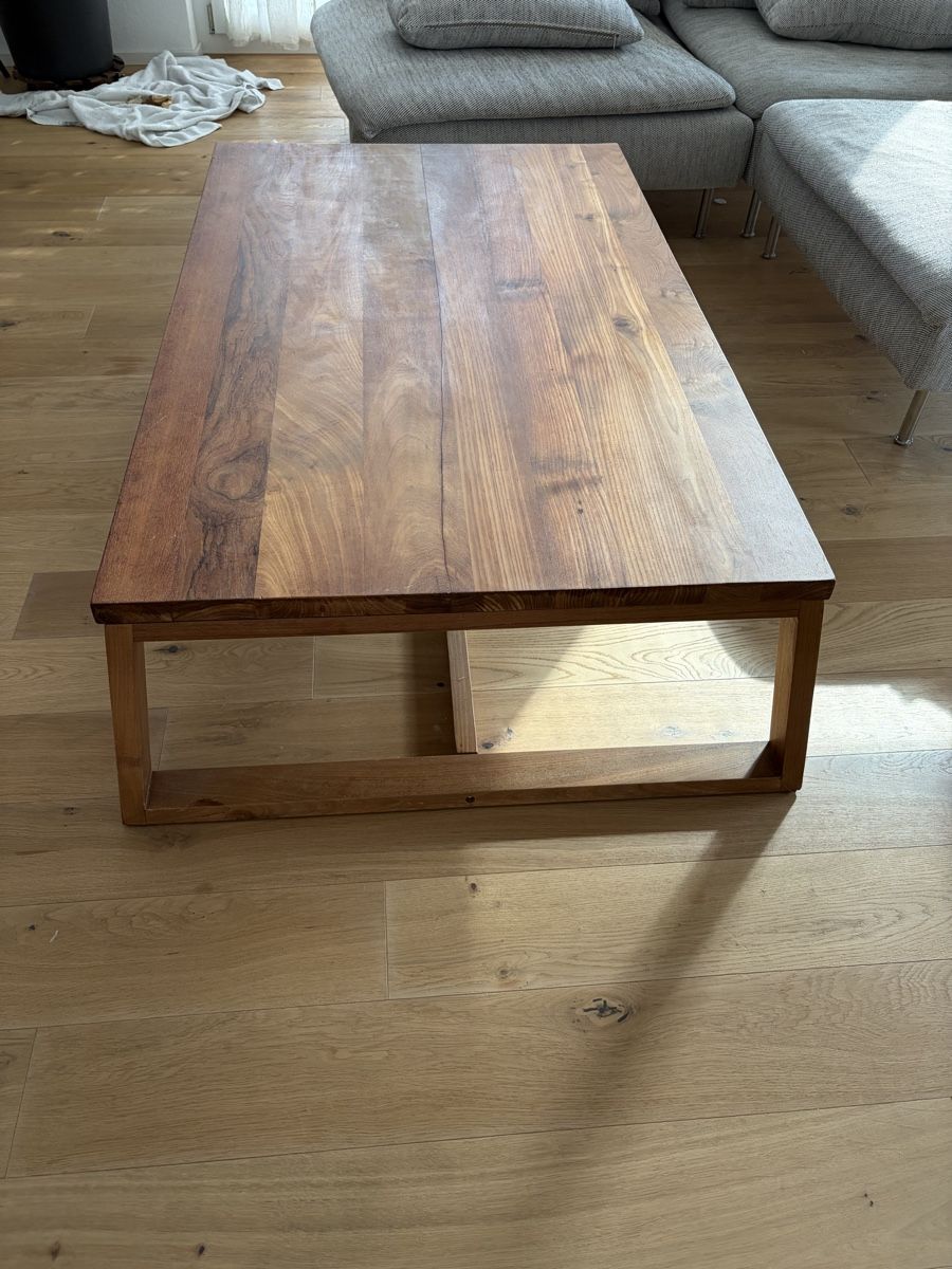 Tavoli: Couchtisch Massivholz  – Usato da Weinfelden venduto da julian12E