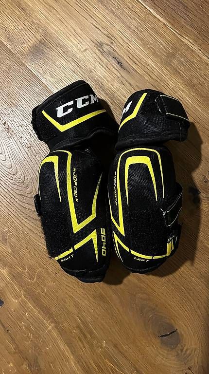 Protections: CCM Tacks 9040 Junior Ellbogenschoner  Top Zustand  – D'occasion à Mühlethurnen par JackyCindy