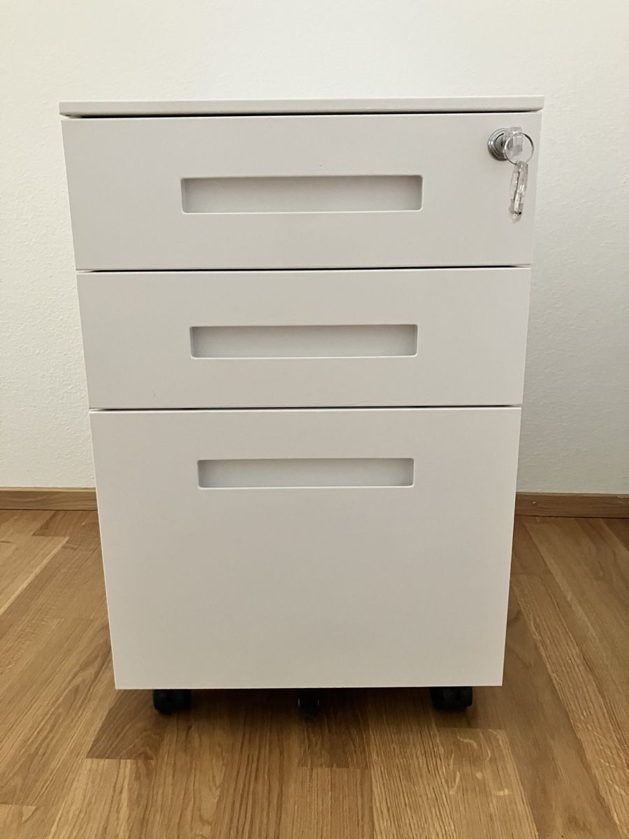 Korpus: Rollcontainer weiss 3 Schubladen abschliessbar – Gebraucht aus Liestal von Denise12345