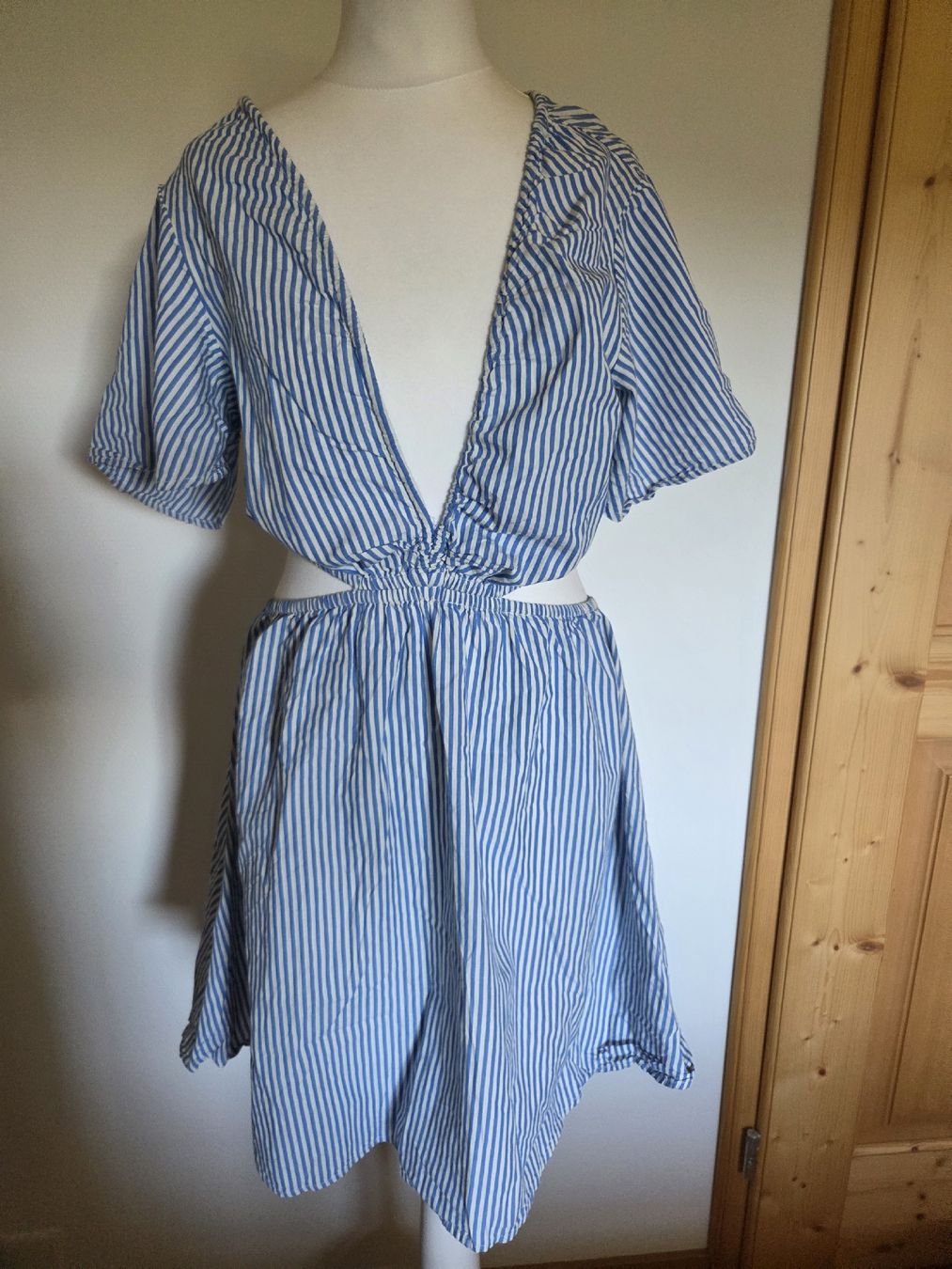 Robes: Kleid Grösse 40 – D'occasion à Bühler par ros_5qfr 1