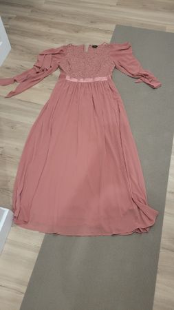 Wunderschönes Party-Kleid in Lachsrosa. Grösse XL.