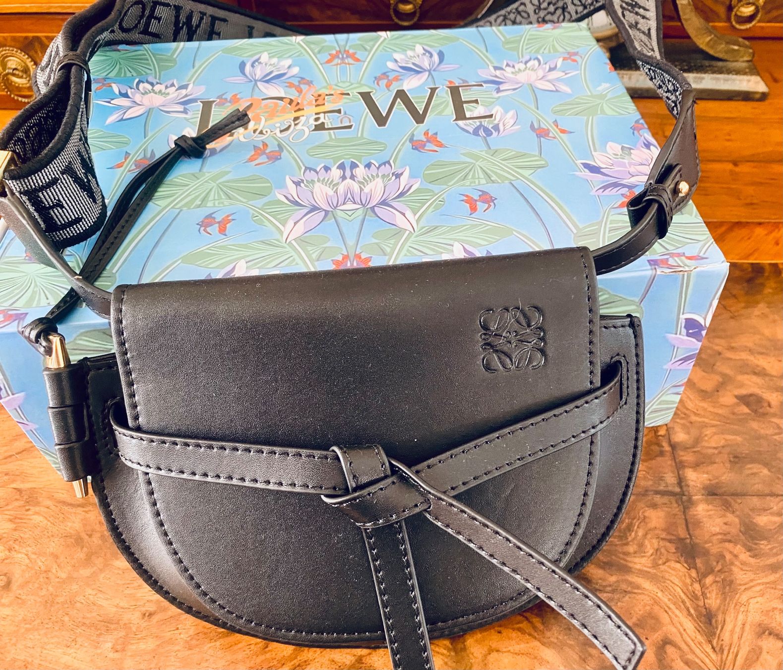 Loewe Borse da donna: LOEWE LEDER MINI 'GATE' CROSSBODY – Nuovo (secondo la descrizione) da Zürich venduto da Sol65