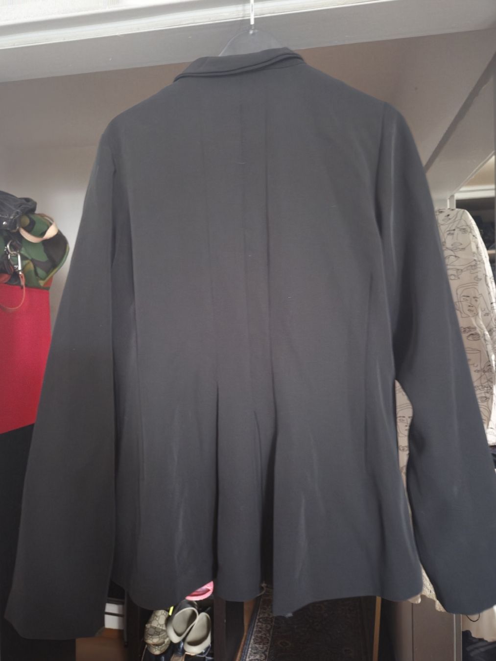 Vestes: SULU schlne Jacke Gr. 44 – D'occasion à Frenkendorf par Moon111 1