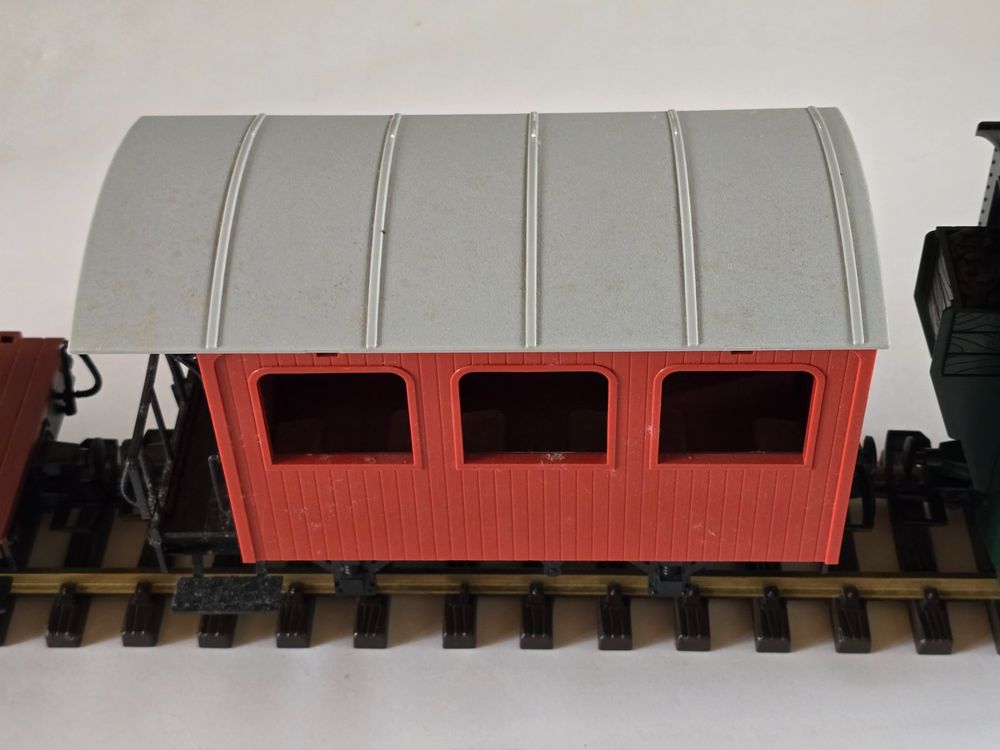 LGB Lokomotive mit zwei Wagen Kaufen auf Ricardo