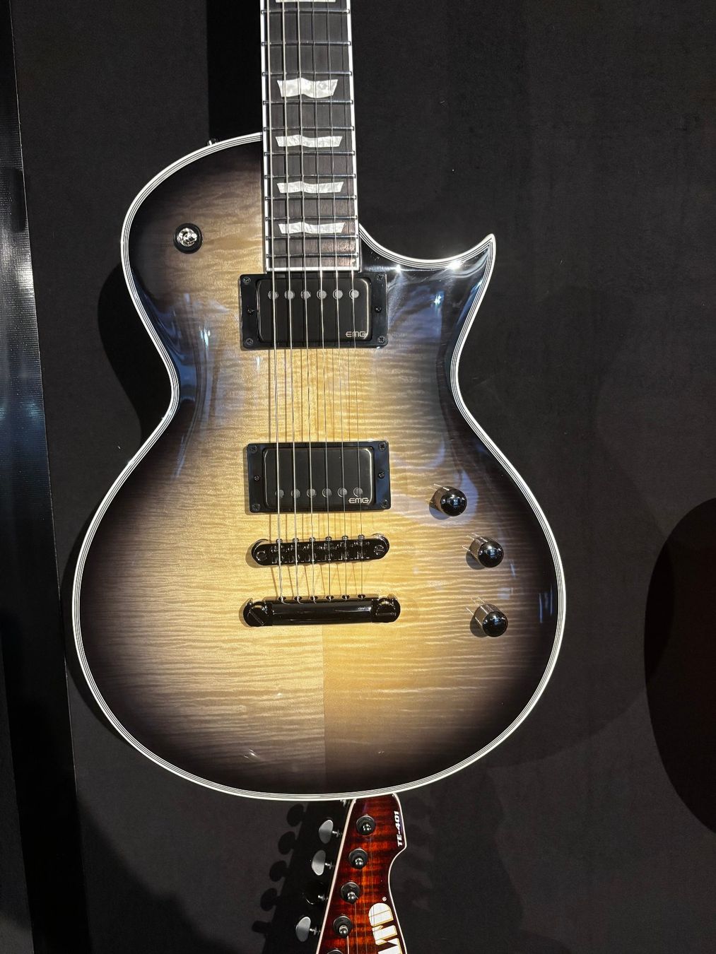 Esp Strumenti musicali: ESP E-II ECLIPSE Full Thickness Black Natural Burst (+ Case) – Nuovo e nell'imballaggio originale da Kaiserstuhl AG venduto da GTM-Kaiserstuhl 1