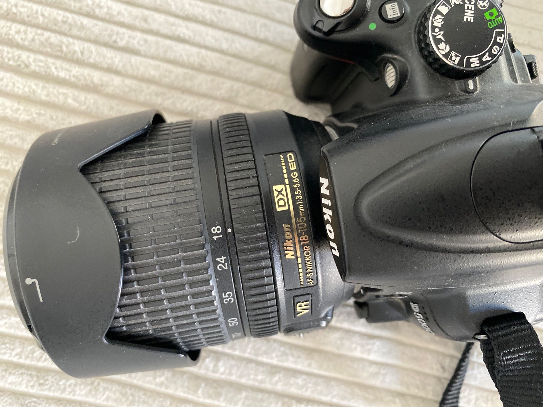Nikon Fotocamera: Nikon D5000 – Usato da Basel venduto da NadineW95 6