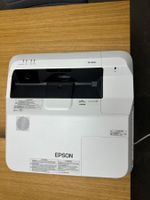 Epson EB-1440Ui - Ultrakurzdistanz-Projektor