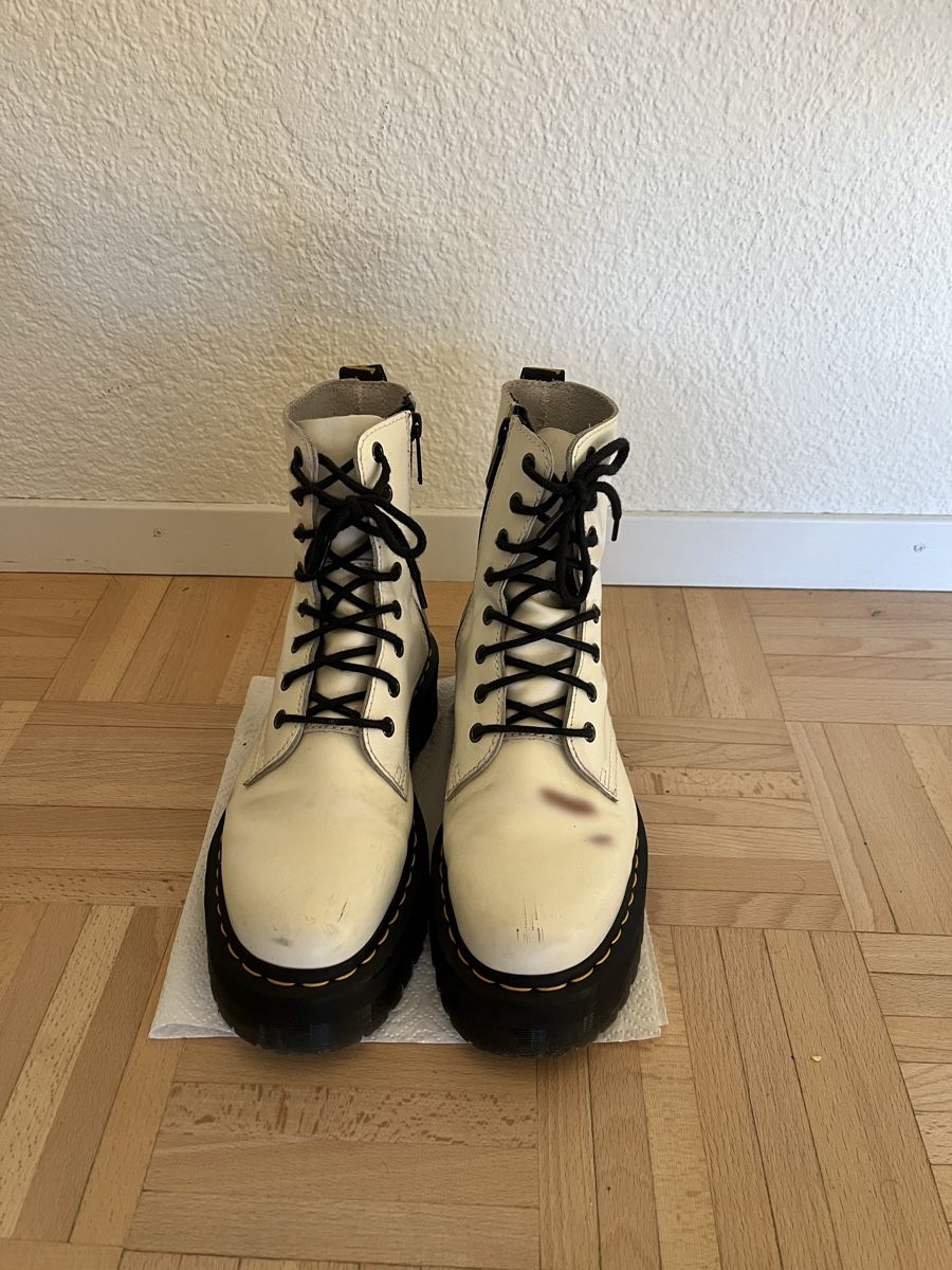 Dr. Martens Chaussures femmes: Dr. Martens Jadon Smooth Leather Platform Boot-White – D'occasion à Bern par eny_qqx6