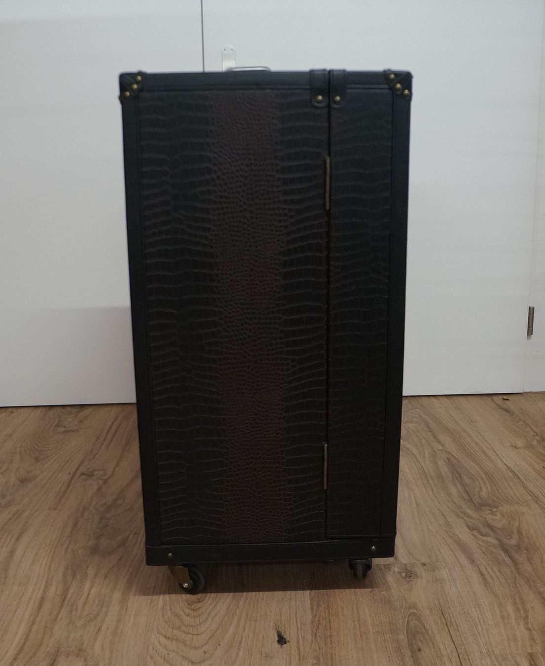 Kare Armadi: Barschrank Globetrotter Medium Karedesign – Usato da Basel venduto da bk_brockibasel 4