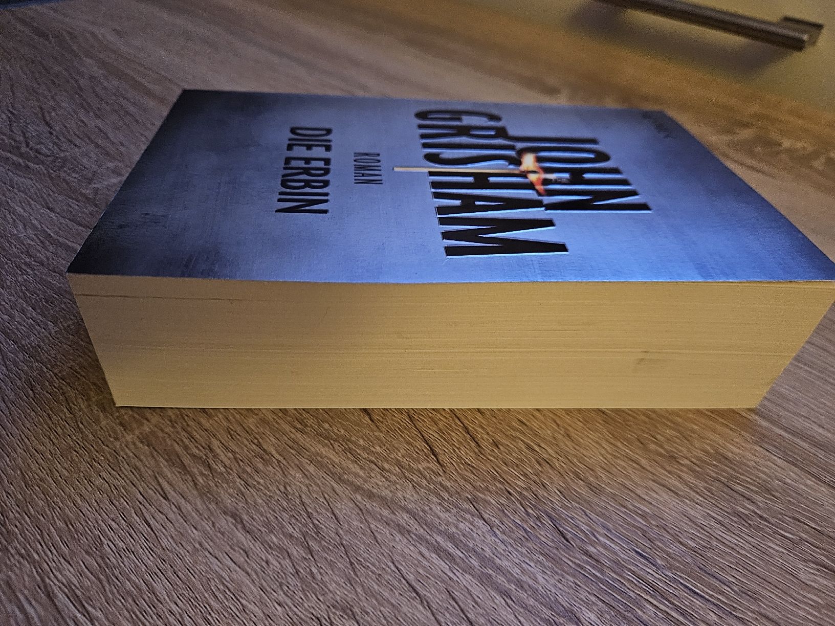 Libri: John Grisham - Die Erbin – Nuovo (secondo la descrizione) da Bern venduto da Oloui 3