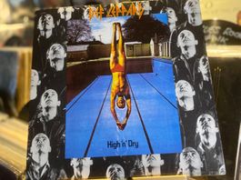 DEF LEPPARD – HIGH 'N' DRY...RE CAN 1984...VG++/VG++