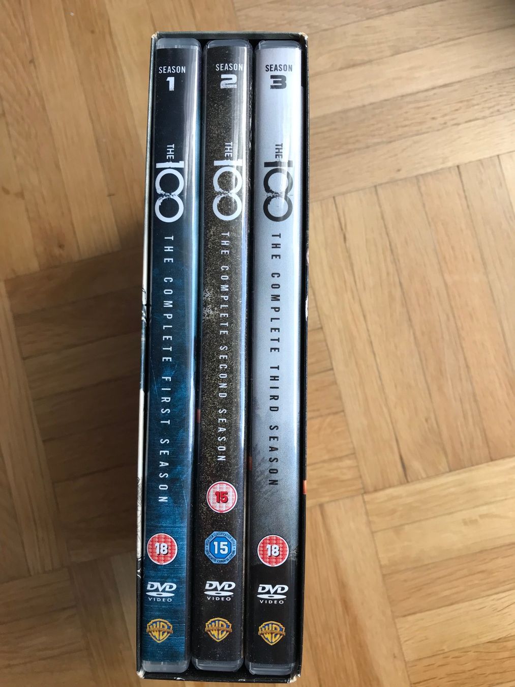 Tutti i DVDs: The 100 - The Complete Seasons 1-3 - DVD – Usato da Zürich venduto da Malcom 7