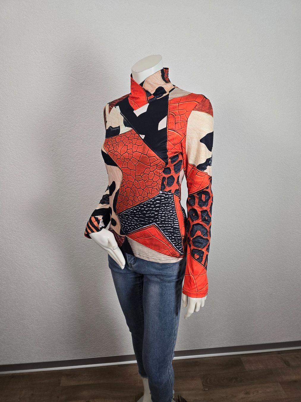 Top: Pull patchwork graphique T-M Neuf – Nuovo e nell'imballaggio originale da Les Verrières venduto da kitel79 4