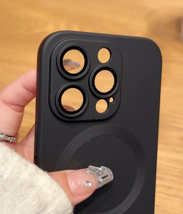 Cover & Protezioni schermo: iPhone 14 Pro Max MagSafe Soft Silikon Case Hülle schwarz – Nuovo e nell'imballaggio originale da Rorschacherberg venduto da elektrofreak 3