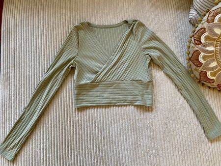 Shein Crop Top Oberteil Shirt Gerippt Olivgrün Gekreuzt Gr S