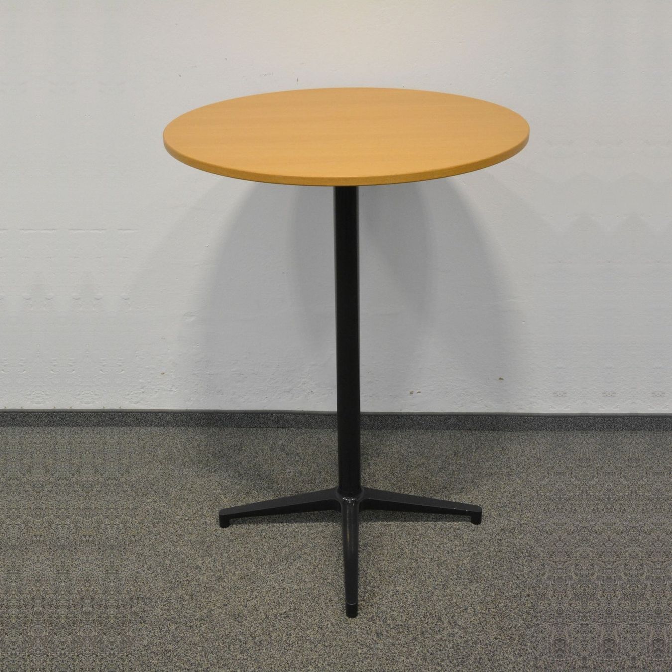 Vitra Tavoli: Vitra Bistro Table Stehtisch – Usato da Schönenwerd venduto da mcofficeshop