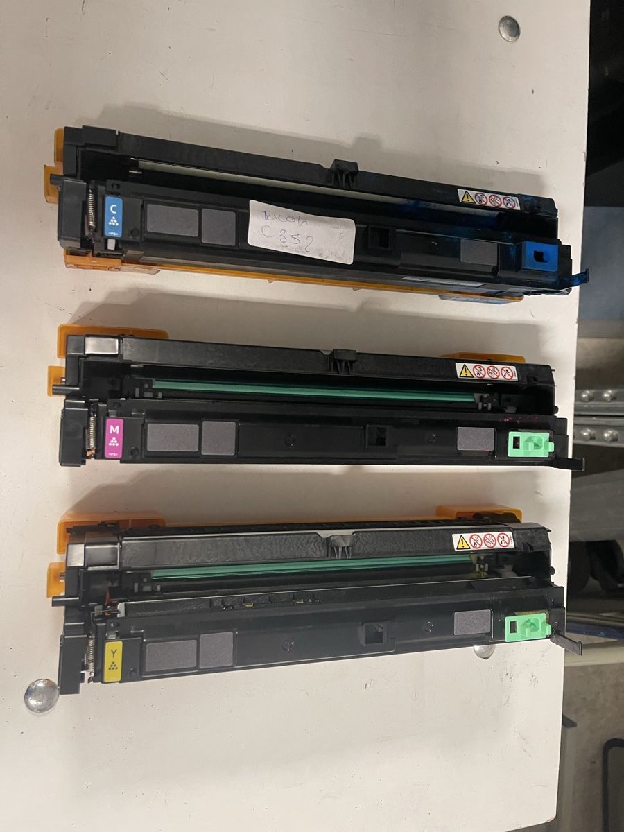 Stampanti: SP C352DN Farblaserdrucker Drum – Usato da Wängi venduto da Bmo