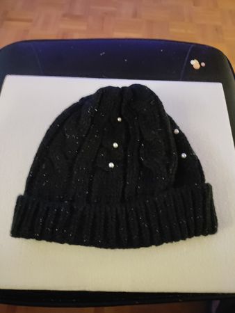 Trendige Strickmütze schwarz NEU
