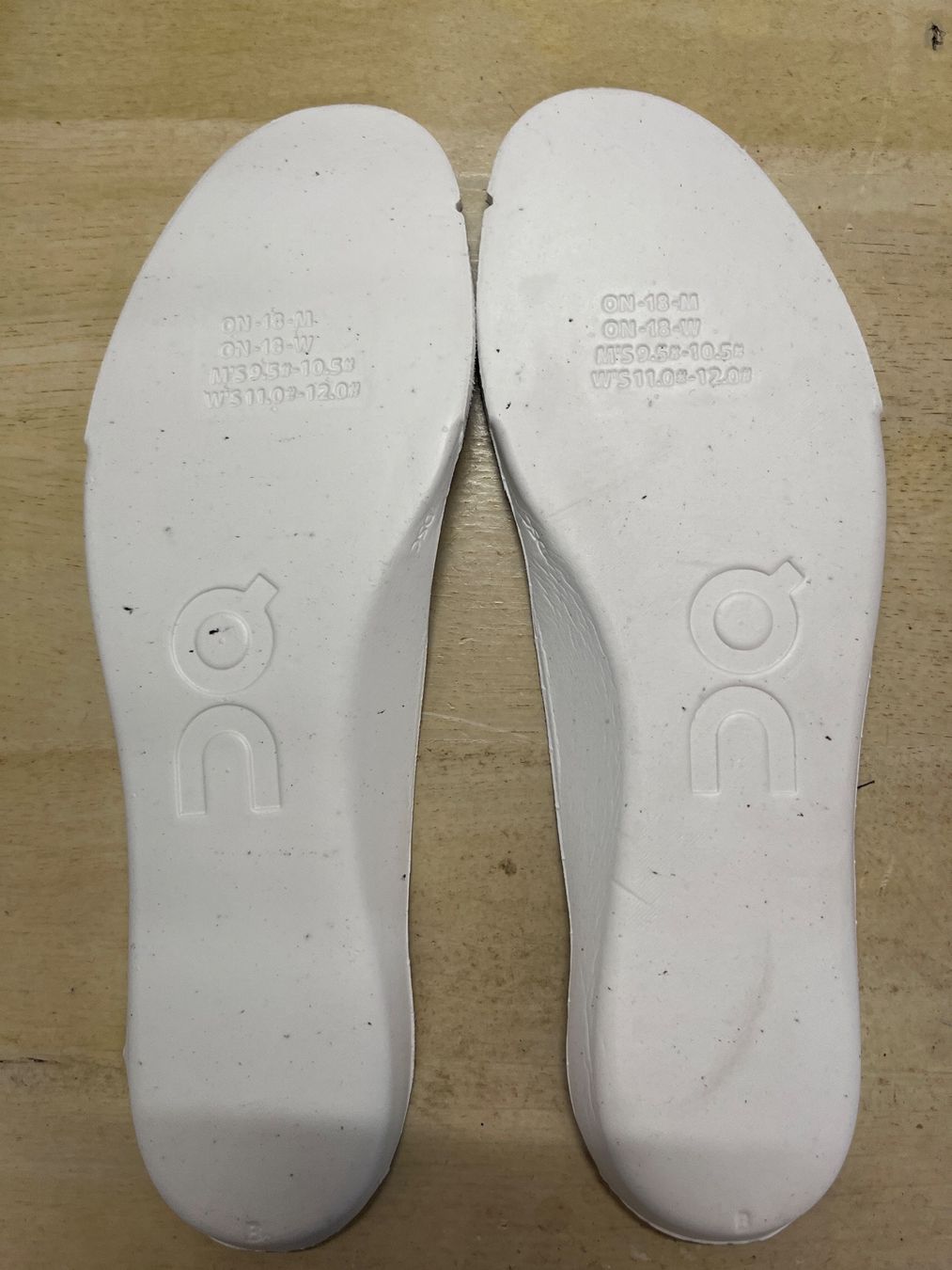On Herrenschuhe: (A) On Einlegesohlen – Neu (gemäss Beschreibung) aus Jonen von Sevenb 1