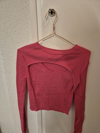 Only Pullover pink mit Cut-out Grösse S guter Zustand