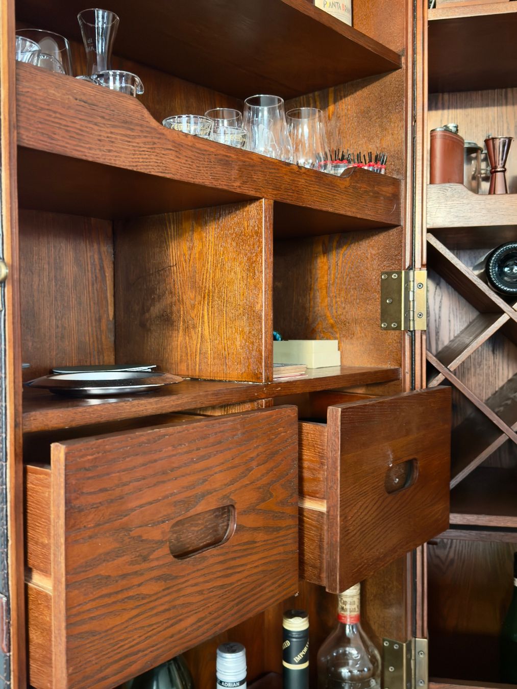 Kare Armadi: Kare Design Schrankkoffer Bar Colonial – Usato da Winterthur venduto da Carpediem22 4