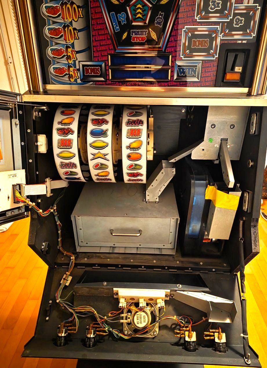 Spielautomaten: Spielautomat SUPER CHERRY ACTION inkl. Standfuss – Gebraucht aus Schwarzenburg von Probo89 1