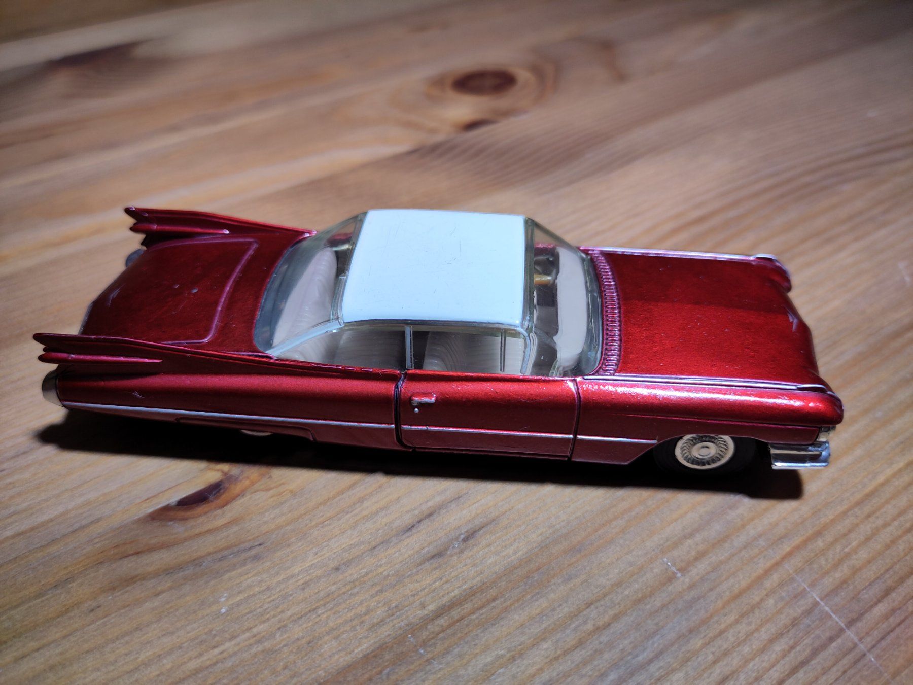 Dinky Toys Modellini d'auto: Modellauto Matchbox Dinky Cadillac Coupe Deville – Usato da Bülach venduto da Tiefschlaflos 2