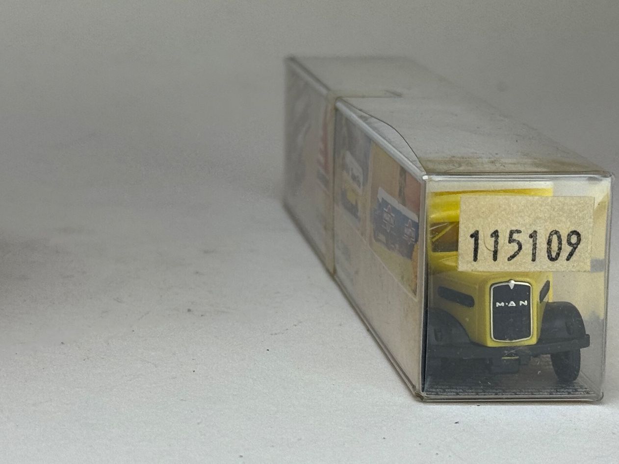 Albedo Modellini d'auto: GB- Albedo MAN Kofferlastzug Post – Usato da Elm venduto da Wikmtz 1