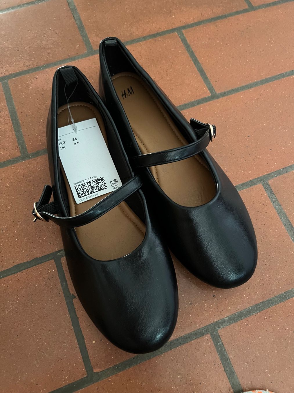 H&M Scarpe per ragazze: Mary-Janes von H&M neu – Nuovo (secondo la descrizione) da Zürich venduto da Claudia2206