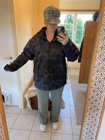 Damen Regenjacke grau gemustert / Grösse XL