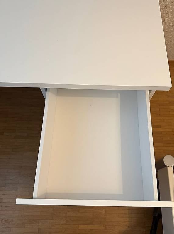 Scrivanie: Bureau Interio blanc (neuf)  – Usato da Lausanne 26 venduto da Joselito04 2