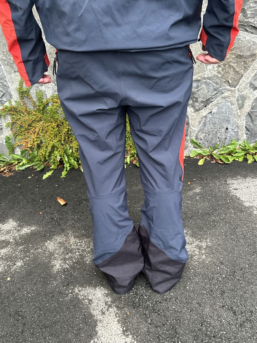 Peak Performance Completi, tute sportive e funzionali: Peak Performance – Jacke + Hose – Usato da Engelberg venduto da ida_rrm8 4
