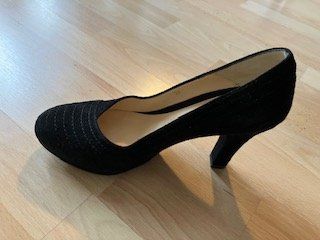 Scarpe da donna: Elegant - Schwarze Pumps – Nuovo (secondo la descrizione) da Zürich venduto da lau_5x7b 1