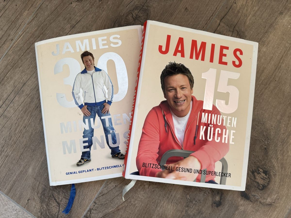 Libri: Kochbücher Jamie Oliver – Usato da Othmarsingen venduto da Oepfel