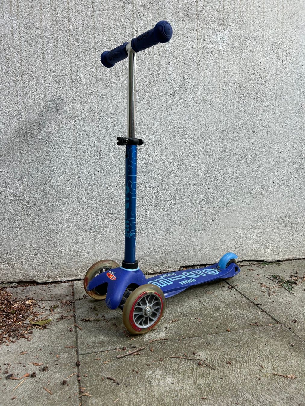 Micro Kickboard: Kindertrottinette Micro Mini mit Sitz – Gebraucht aus Zürich von sei_c56t