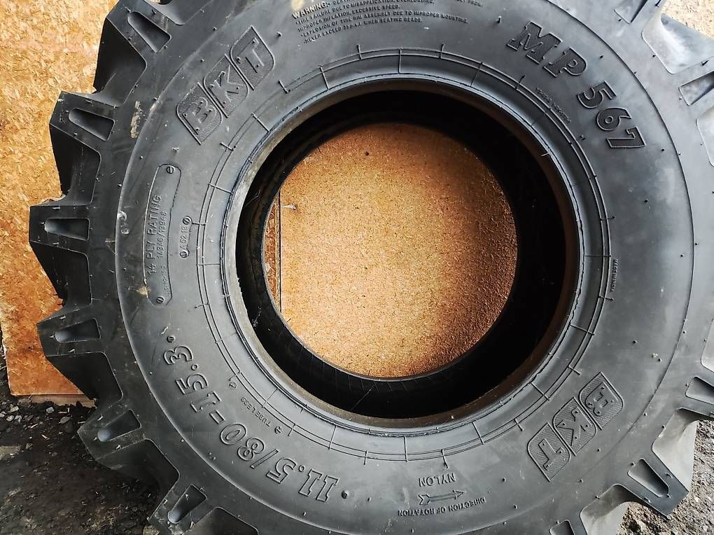 Autoribaltabili: Neuer Dumper Reifen – Usato da Beckenried venduto da dukeit 1