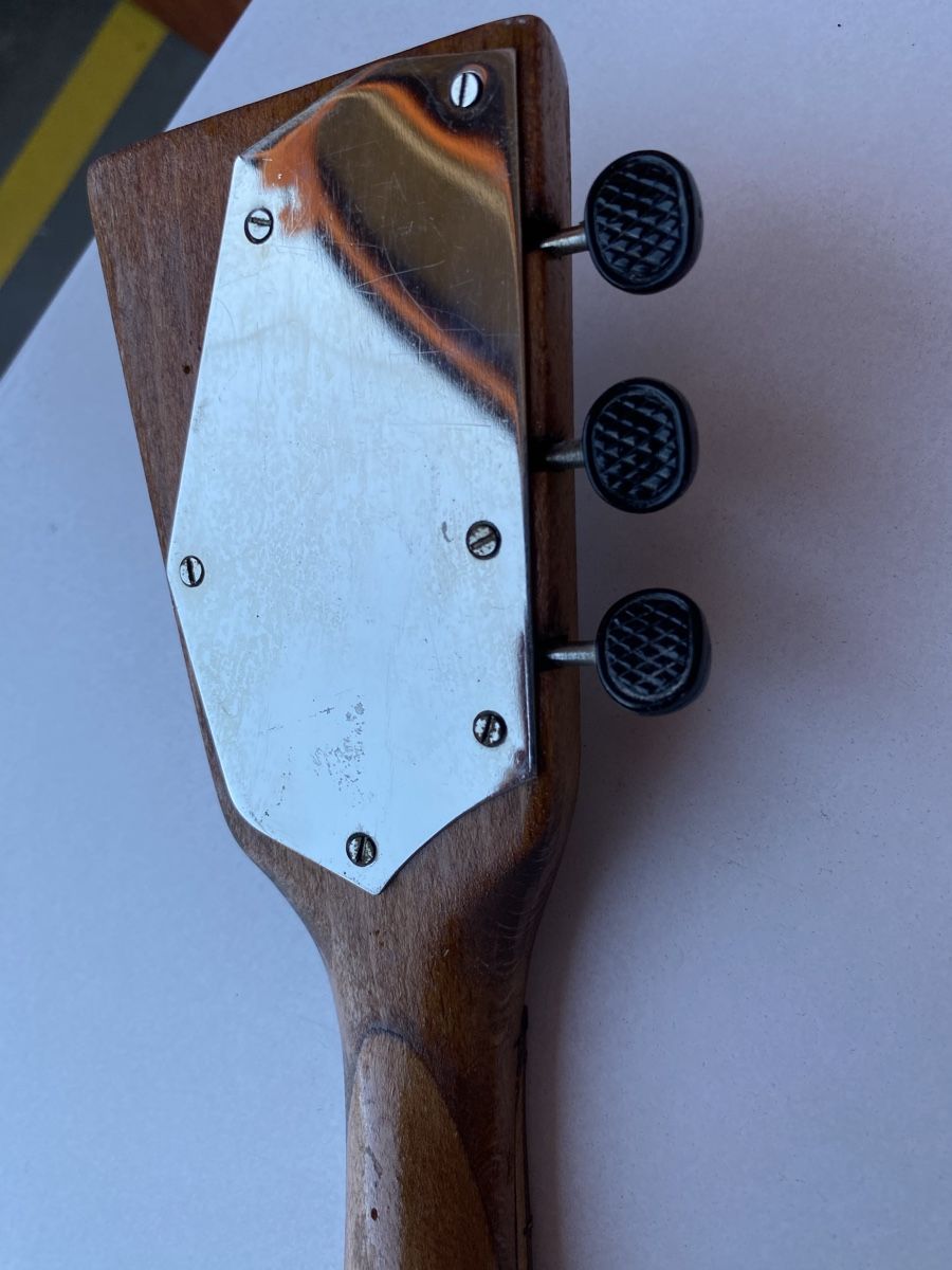 Strumenti musicali: Balalaika OP-52, bemalt – Usato da Glattbrugg venduto da Pischte.Brockenhaus 6