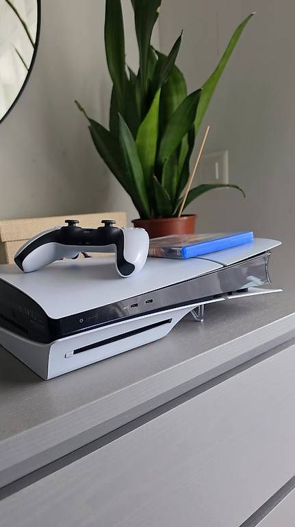 Sony Console: Play Station 5 – Usato da Brissago venduto da fil_t9gk 1