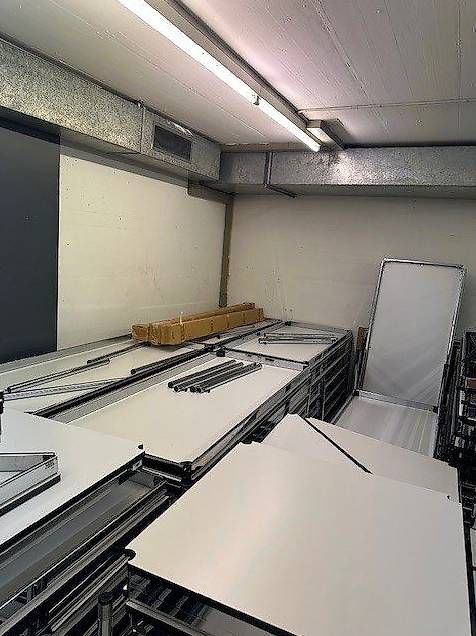 Scrivanie: USM Tisch 175cm x 75cm – Usato da Bern venduto da fac_d255