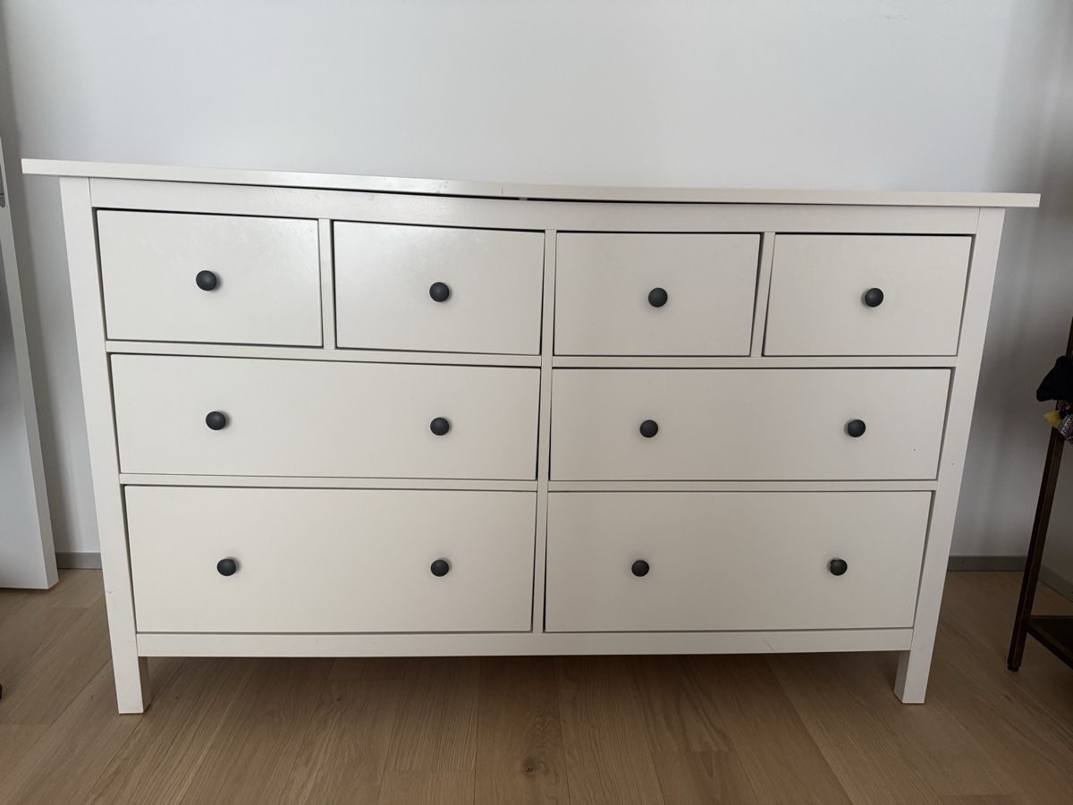 Ikea Commodes: Commode IKEA blanche Hemnes – D'occasion à Herrliberg par MelAA245789 2