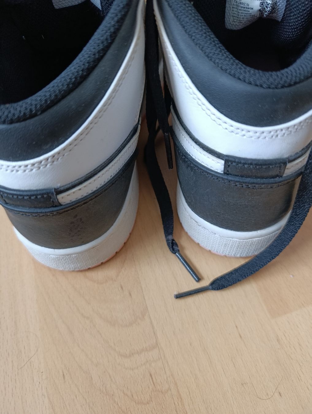 Jordan Herrenschuhe: Nike Air Jordan High Sneaker Gr. 38.5 – Gebraucht aus Bellach von TORA4 4