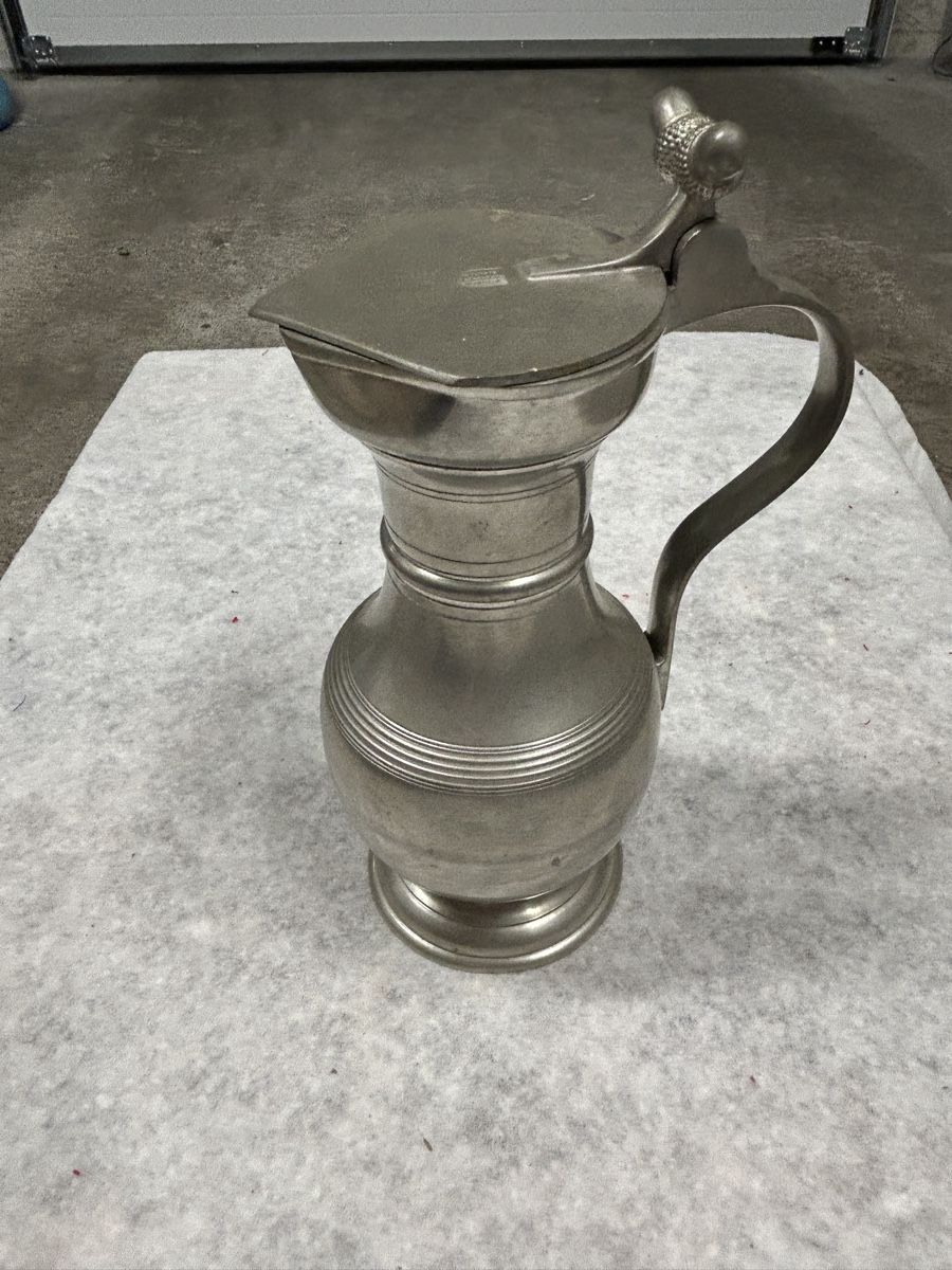Karaffen: Zinnkrug mit Deckel, Punziert, Vintage – Gebraucht aus Kehrsiten von fot_55m5